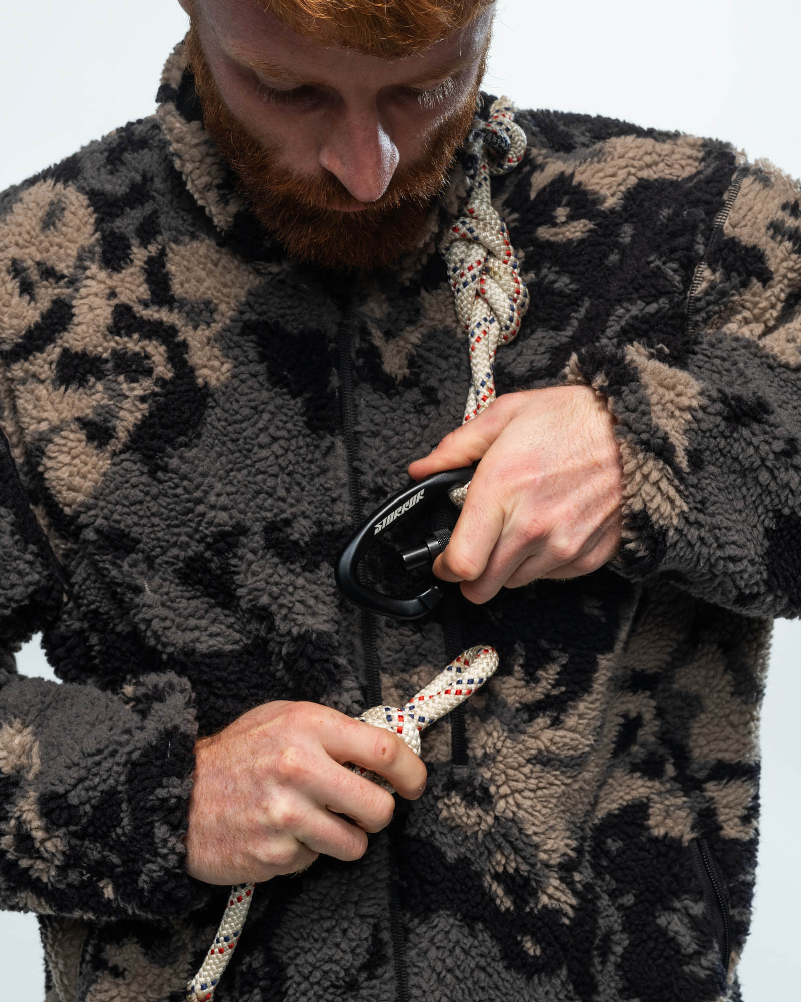 CARABINER - Image 4