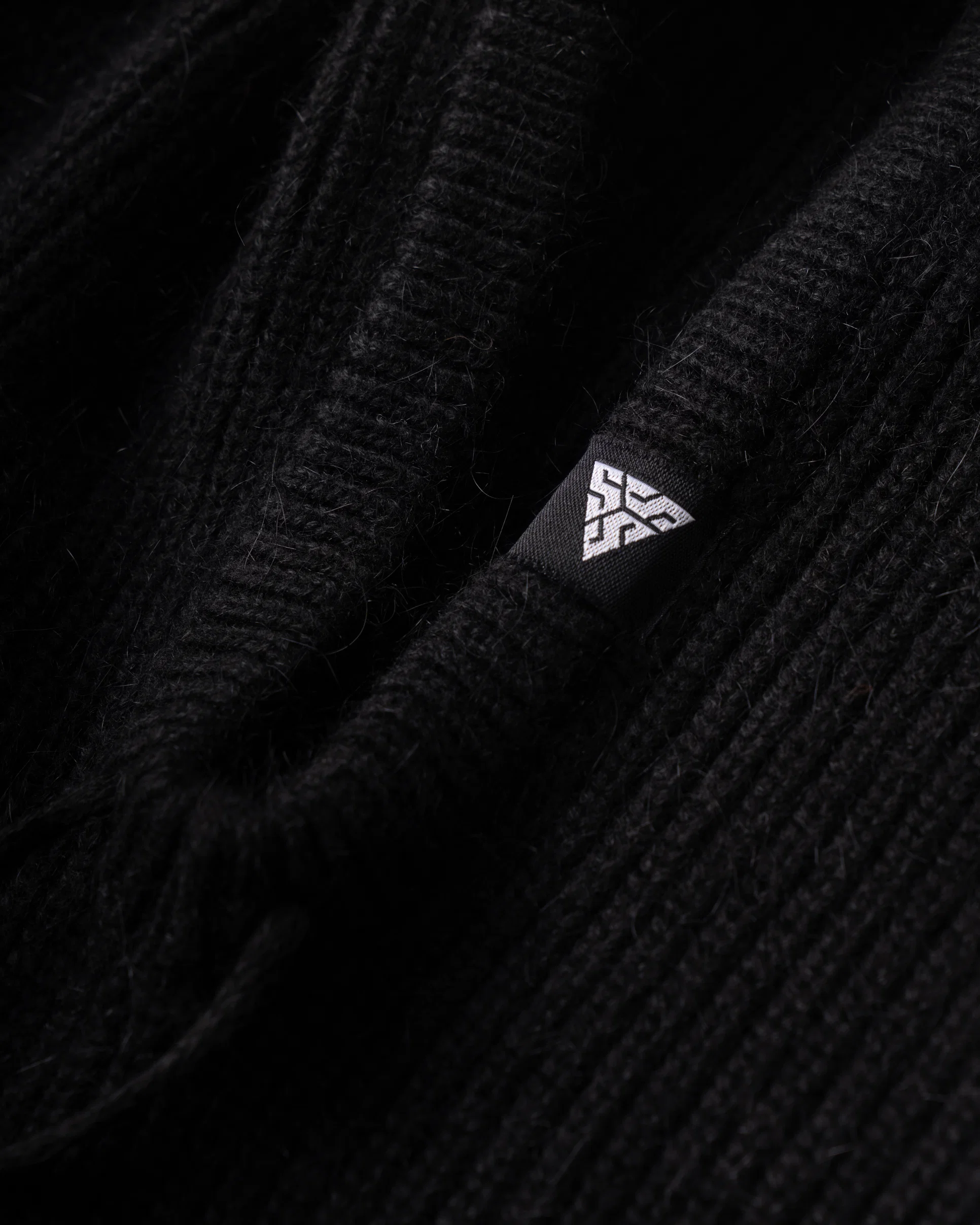 KNIT HOOD - Image 4