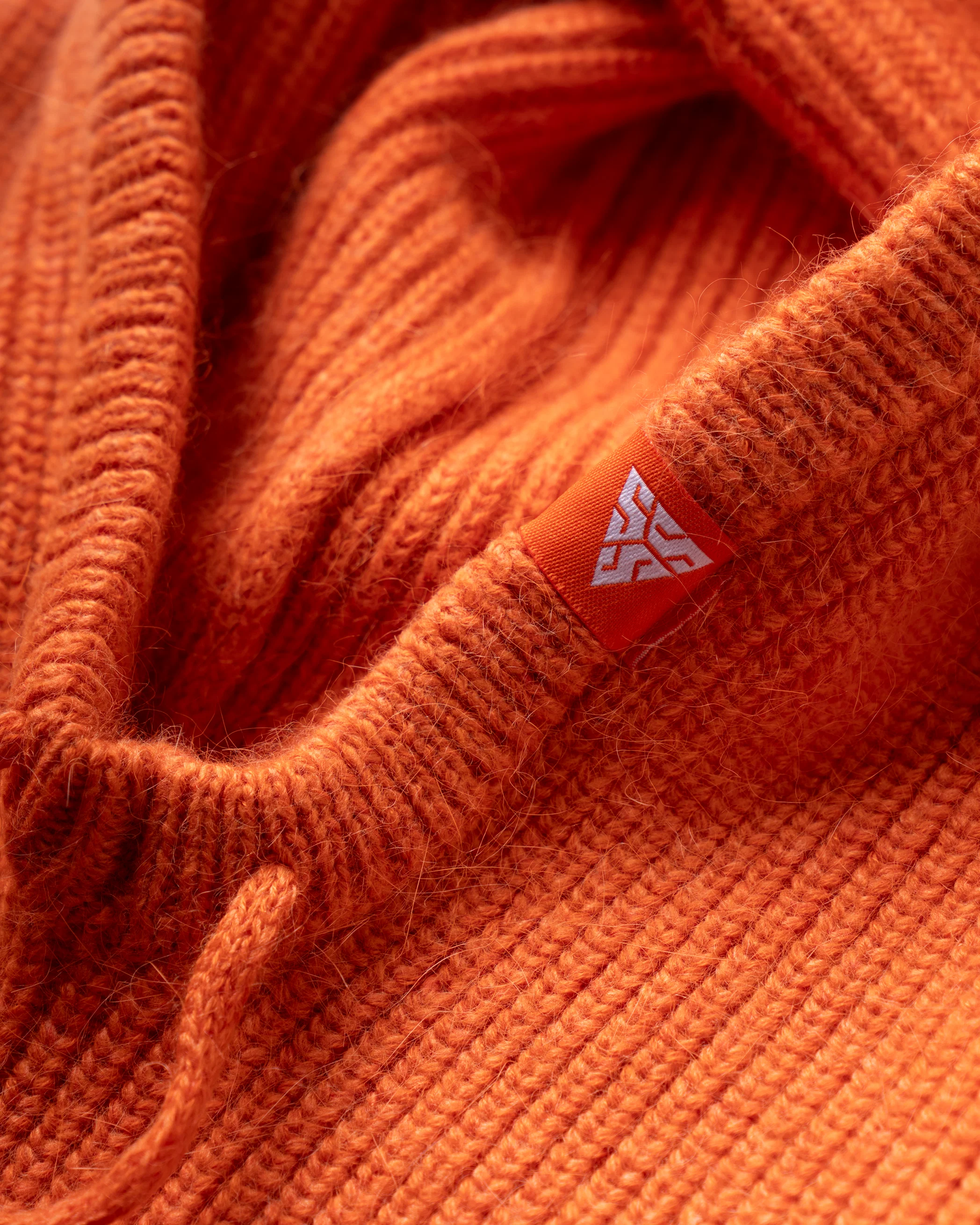 KNIT HOOD - Image 4
