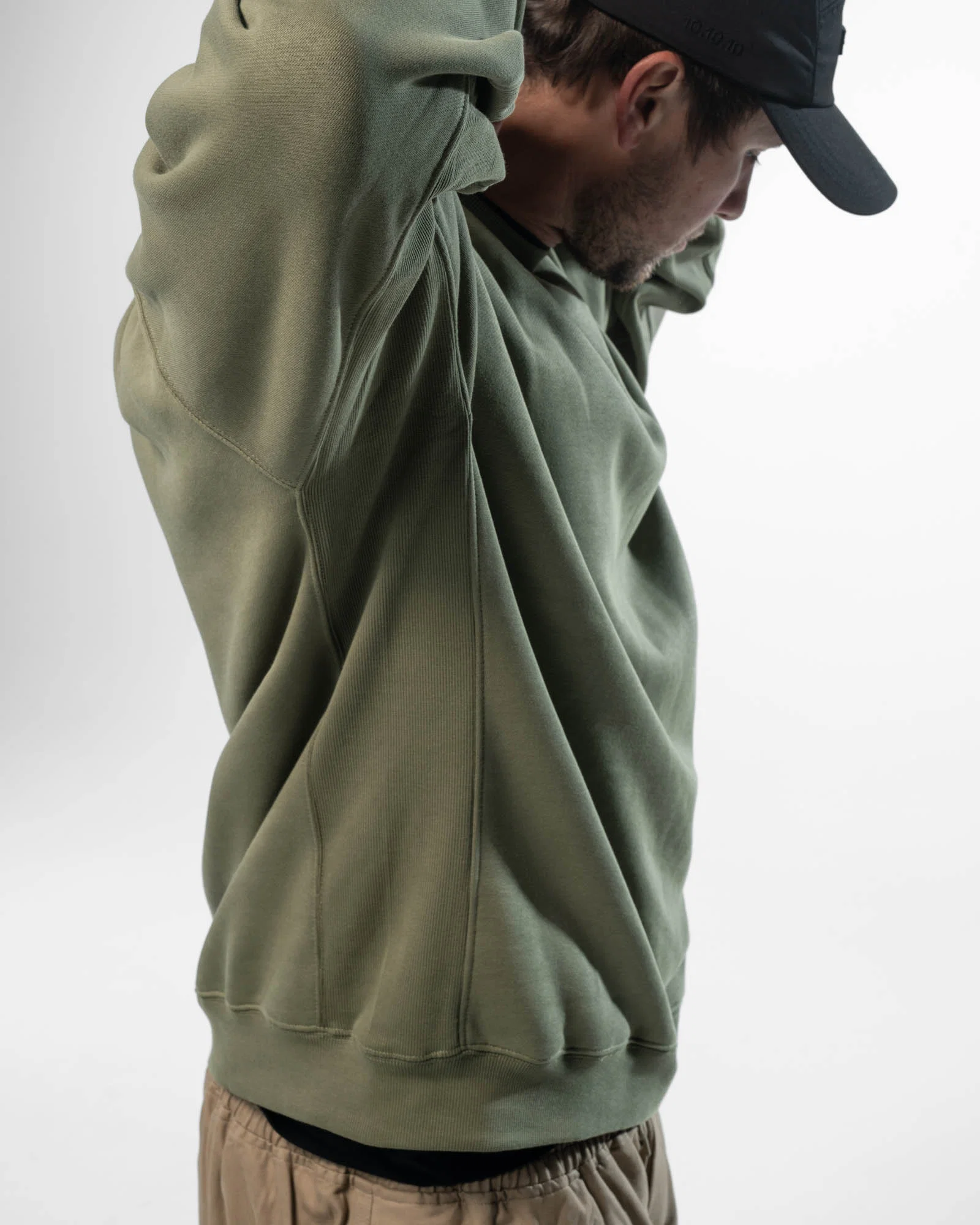 STANDARD CREWNECK - Image 7